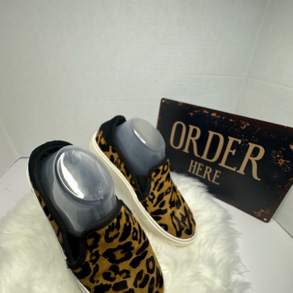 UGG Cahlvan Hair Calf Panther Slip on Sneakers size 8.5 Women's - Picture 3 of 7